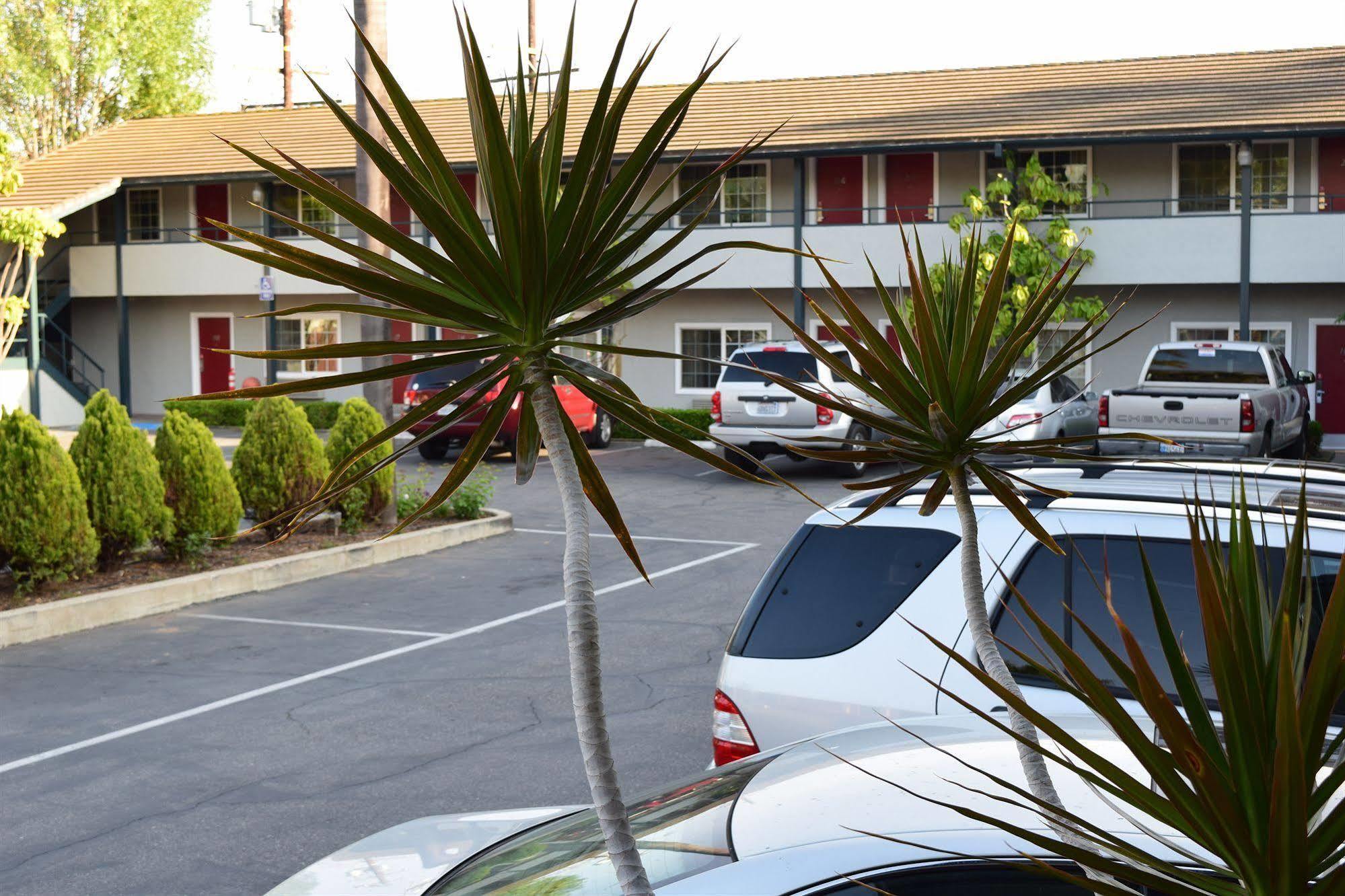 Rose Garden Inn Santa Barbara Exterior foto